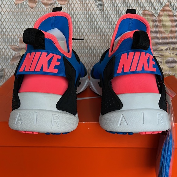 NIKE Men’s AIR HUARACHE DRIFT
BLUE NEBULA/BLACK
AH7334 403 Sneakers Athletic - Picture 14 of 16